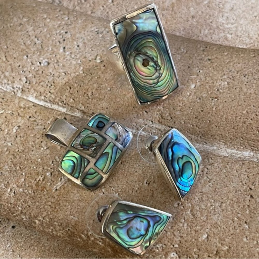 Sterling Silver Glacier Pearle Abalone Shell Set